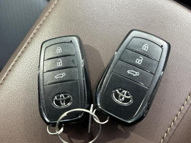 ハリアーハイブリッド ４ＷＤ　Ｚレザーパッケージ　新品タイヤ／調光パノラマルーフ／モデリスタエアロ／ＪＢＬ／保証書／ディスプレイオーディオ＋ナビ１２．３インチ／デジタルインナーミラー／衝突安全装置／シートエアコン／車線逸脱防止支援システム　革シート（34枚目）