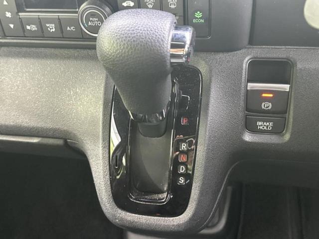 Ｎ－ＢＯＸカスタム ターボ　新品タイヤ／保証書／ディスプレイオーディオ＋ナビ９インチ／両側電動スライドドア／シートヒーター／車線逸脱防止支援システム／シート　ハーフレザー／ヘッドランプ　ＬＥＤ／ＥＴＣ／ＥＢＤ付ＡＢＳ（18枚目）