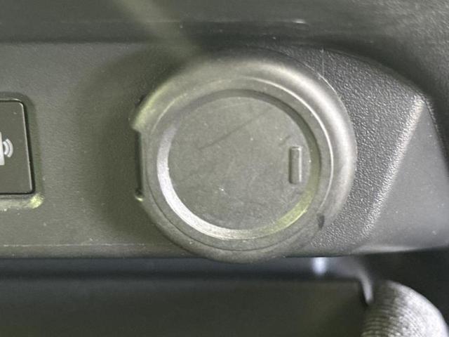 オーラ Gレザーエディション 新品タイヤ/BOSE/保証書/純正 9インチ SDナビ/インテリジェントルームミラー/エマージェンシーブレーキ/シートヒーター 前席/アラウンドビューモニター/車線逸脱防止支援システム 革シート(35枚目)