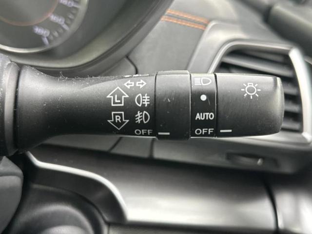 ＸＶ ４ＷＤ２．０ｉ－Ｌアイサイト　純正　ＳＤナビ／アイサイト／シートヒーター　前席／車線逸脱防止支援システム／シート　合皮／ヘッドランプ　ＬＥＤ／Ｂｌｕｅｔｏｏｔｈ接続／ＥＴＣ／ＥＢＤ付ＡＢＳ／横滑り防止装置／アイドリングストップ（16枚目）