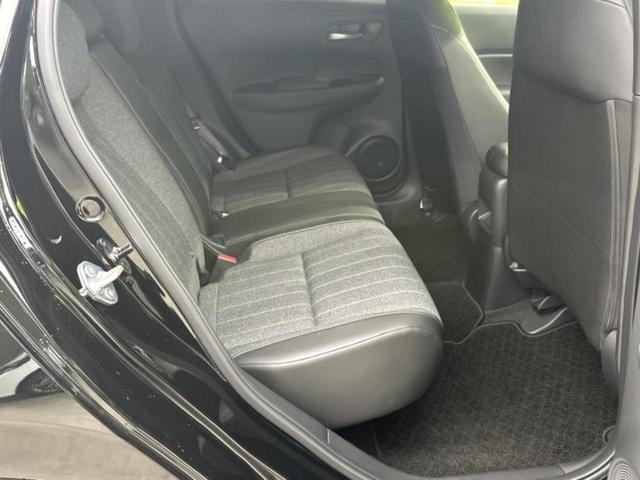 フィット ホーム　社外　ＳＤナビ／ホンダセンシング／車線逸脱防止支援システム／シート　ハーフレザー／ドライブレコーダー　前後／ヘッドランプ　ＬＥＤ／Ｂｌｕｅｔｏｏｔｈ接続／ＥＴＣ／ＥＢＤ付ＡＢＳ／横滑り防止装置（5枚目）