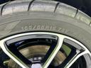 WECARSの展示場では実際に見て、触ってお車をお選びいただけます!知識の豊富な営業スタッフが様々なカーライフをご提案いたします!