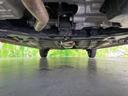 車両前方側の下廻り画像です。エンジン付近から車両中央部までの状態を確認いただけます。◆ご購入前に気になる下廻りの様子を把握したい方は、店頭スタッフまでお問い合わせ下さい。