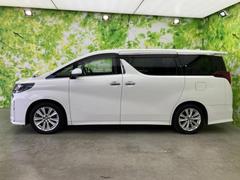 �������ܥǥ��饤�󤬺�Ω���ޤ���������ǽ���θ�����ǥ�����ϡ�����ΰ������ˤ�׸�����������å���ʥ��륨�åȤ�̥�ϤǤ��� 2