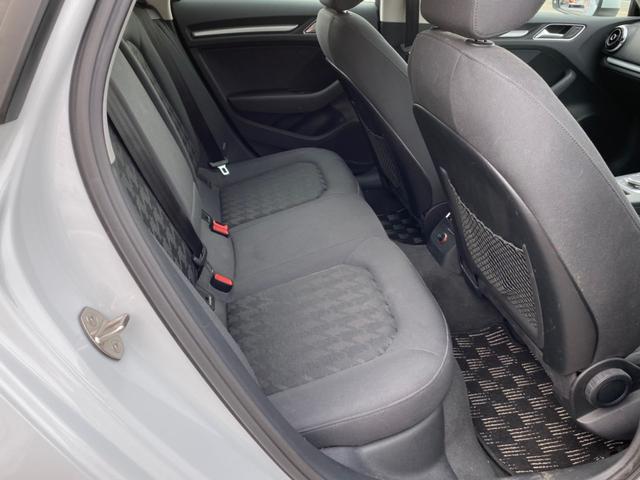 スポーツバック1.4TFSI サンルーフ MMIナビ(11枚目)