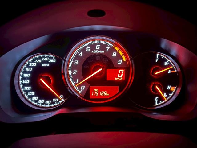 ８６ ＧＴ　ワンオーナー車　６速ＭＴ　ＴＯＭ’Ｓエアロ　ＴＯＭ’Ｓマフラー　ＲＡＹＳ１８インチＡＷ　ＢＬＩＴＺ車高調　クスコタワーバー　ＢＬＩＴＺサクションパイプ　ナビＴＶ　Ｂｌｕｅｔｏｏｔｈ　バックカメラ（26枚目）