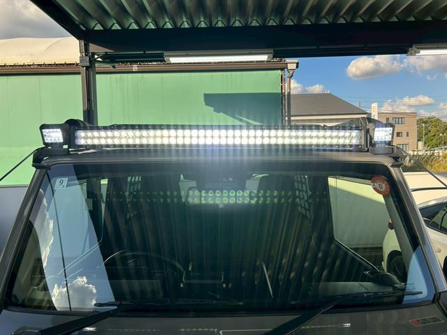 ジムニーシエラ ＪＣ　５速ＭＴ　ミリタリールック　ＪＡＯＳリフトアップキット　Ｍ／Ｔタイヤ　ルーフキャリア　サイドオーニング　ＬＥＤ作業灯　社外サイドステップ　ディスプレイオーディオ　ＥＴＣ　前後ドラレコ　ワンオーナー車（17枚目）