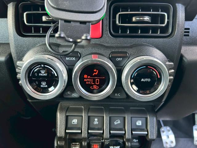 ジムニーシエラ ＪＣ　５速ＭＴ　ミリタリールック　ＪＡＯＳリフトアップキット　Ｍ／Ｔタイヤ　ルーフキャリア　サイドオーニング　ＬＥＤ作業灯　社外サイドステップ　ディスプレイオーディオ　ＥＴＣ　前後ドラレコ　ワンオーナー車（51枚目）