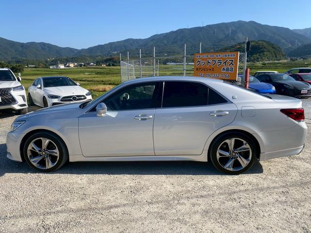 クラウン アスリート 純正SDナビ・フルセグTV・Bluetoothオーディオ・バックモニター プッシュスタート・スマートキー ETC 純正18インチアルミ ユーザー様買取車(3枚目)