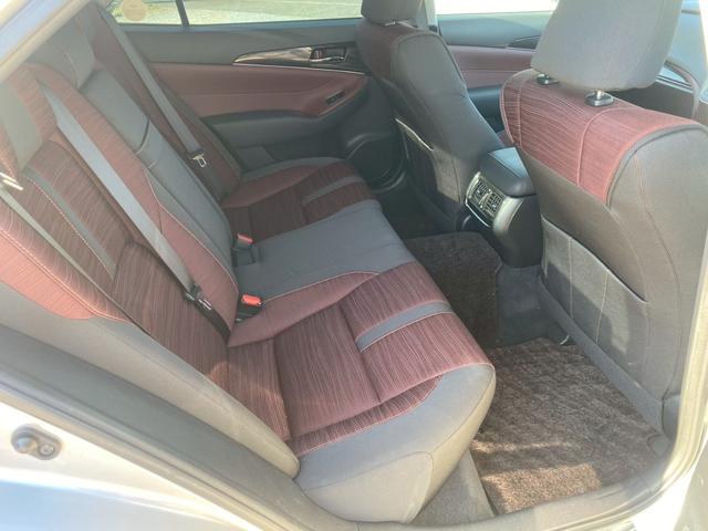 クラウン アスリート 純正SDナビ・フルセグTV・Bluetoothオーディオ・バックモニター プッシュスタート・スマートキー ETC 純正18インチアルミ ユーザー様買取車(11枚目)