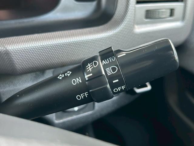 ハイエースバン ロングスーパーＧＬ　１７インチＡＷ　ＮＡＳＣＡＲホワイトレタータイヤ　ローダウン　新品ヘッドライト　ナビＴＶ　フリップダウンモニター　バックカメラ　キーレス　ＥＴＣ　４ナンバー貨物登録　タイミングチェーン駆動　車検整備付（33枚目）