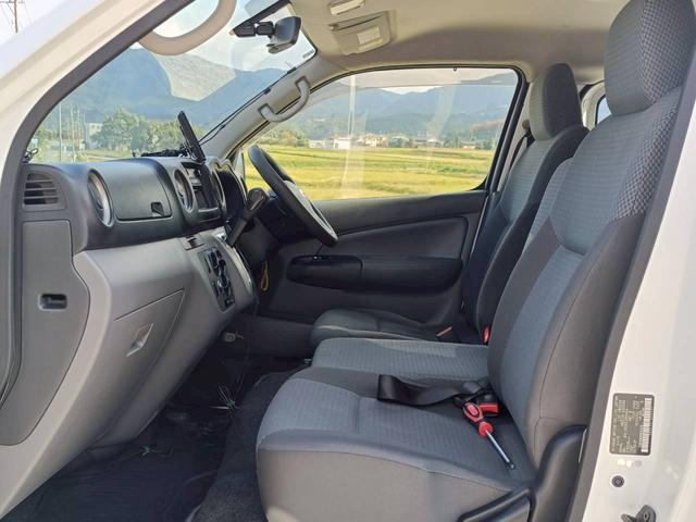 ＮＶ３５０キャラバンバン ロングＤＸターボ　ワンオーナー車・ディーゼルエンジン・リアソナー付き（13枚目）