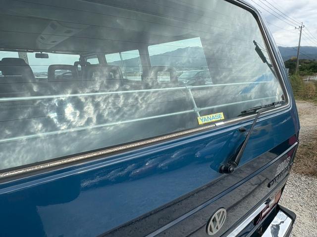 カラベル ＧＬ　正規ディーラー車　ステンレスクーラントパイプ新品交換済み　右ハンドル　３ＡＴ　オートマ限定免許運転可　オーバーヘッドクーラー　３列シート　ウォークスルー　ホイールキャップ　カセットデッキ　ＥＴＣ（47枚目）