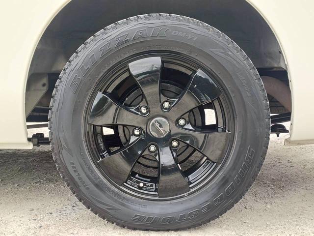 NV350キャラバンバン ロングライダープレミアムGXターボ ディーゼル・リアクラー&リアヒーター・社外アルミ・社外マフラー・バックモニター・社外ウッド調コンビハンドル・フォグランプ(12枚目)