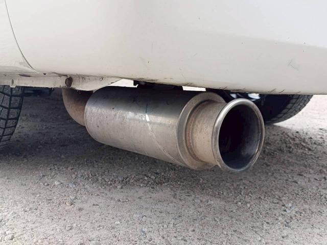 NV350キャラバンバン ロングライダープレミアムGXターボ ディーゼル・リアクラー&リアヒーター・社外アルミ・社外マフラー・バックモニター・社外ウッド調コンビハンドル・フォグランプ(13枚目)