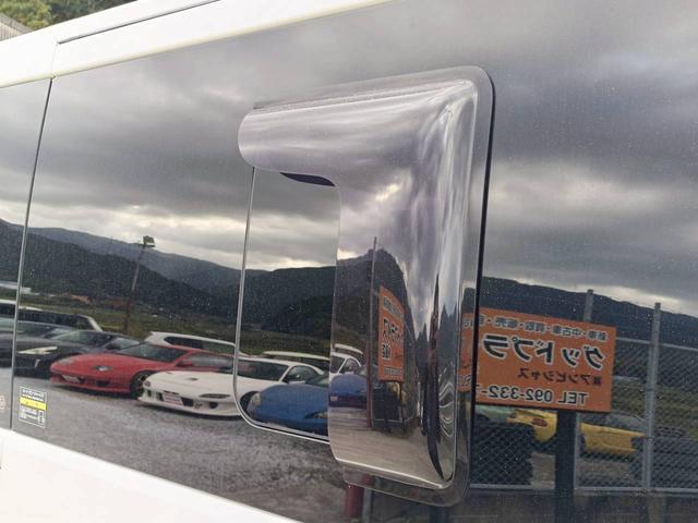 NV350キャラバンバン ロングライダープレミアムGXターボ ディーゼル・リアクラー&リアヒーター・社外アルミ・社外マフラー・バックモニター・社外ウッド調コンビハンドル・フォグランプ(22枚目)