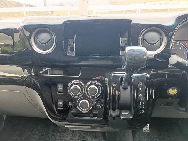 NV350キャラバンバン ロングライダープレミアムGXターボ ディーゼル・リアクラー&リアヒーター・社外アルミ・社外マフラー・バックモニター・社外ウッド調コンビハンドル・フォグランプ(28枚目)