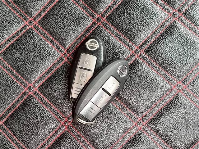 NV350キャラバンバン ロングライダープレミアムGXターボ ディーゼル・リアクラー&リアヒーター・社外アルミ・社外マフラー・バックモニター・社外ウッド調コンビハンドル・フォグランプ(37枚目)