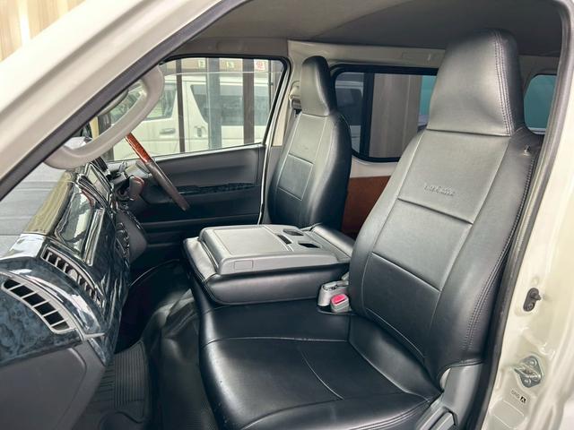 ハイエースバン ロングジャストローDXGLパック 純正エアロ 新品社外ヘッドライト ナビTV Bluetoothオーディオ バックカメラ キーレス ETC 社外ステアリング 平床 4ナンバー貨物登録 車検整備付き タイミングチェーン駆動(15枚目)