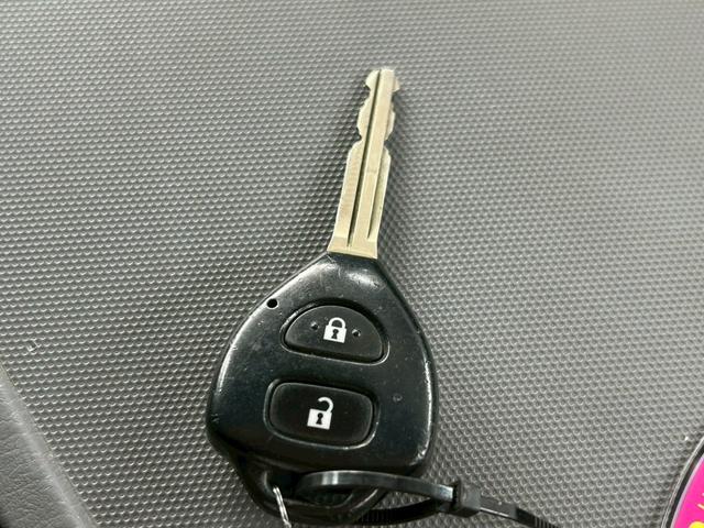 ハイエースバン ロングジャストローDXGLパック 純正エアロ 新品社外ヘッドライト ナビTV Bluetoothオーディオ バックカメラ キーレス ETC 社外ステアリング 平床 4ナンバー貨物登録 車検整備付き タイミングチェーン駆動(32枚目)