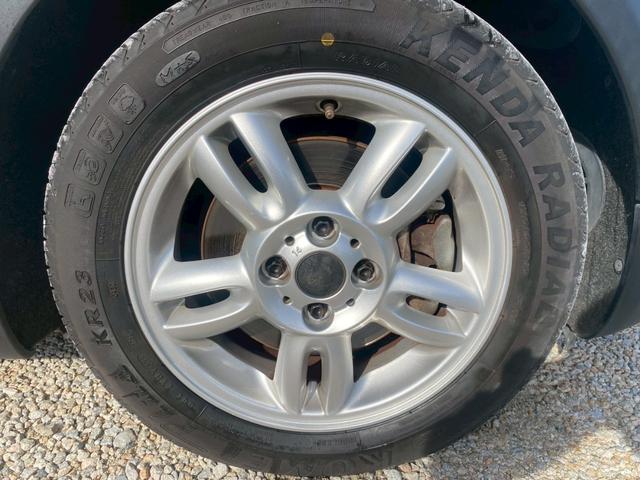 ＭＩＮＩ クーパー　社外ナビ・フルセグＴＶ・バックモニター・Ｂｌｕｅｔｏｏｔｈ　プッシュスタート　ＨＩＤヘッドライト　純正アルミ　ユーザー様買取車（22枚目）