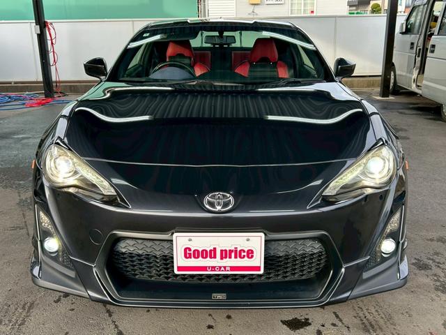 ８６ ＧＴ　６速ＭＴ　ＴＲＤフルエアロ＆マフラー　ＧＴウイング　社外エキマニ　ＢＬＩＴＺインテークパイプ　トラストオイルクーラー　クスコ車高調　ＲＭＰ１８インチＡＷ　ナビＴＶ　バックカメラ　クラッチ交換済み（9枚目）