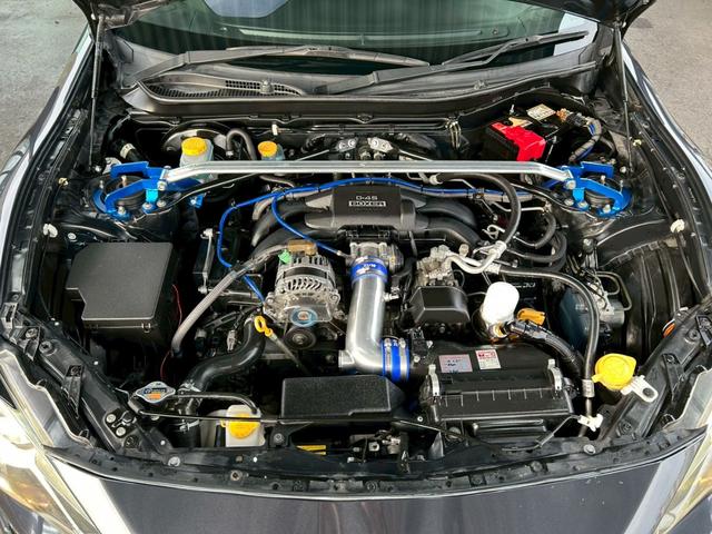 ８６ ＧＴ　６速ＭＴ　ＴＲＤフルエアロ＆マフラー　ＧＴウイング　社外エキマニ　ＢＬＩＴＺインテークパイプ　トラストオイルクーラー　クスコ車高調　ＲＭＰ１８インチＡＷ　ナビＴＶ　バックカメラ　クラッチ交換済み（21枚目）