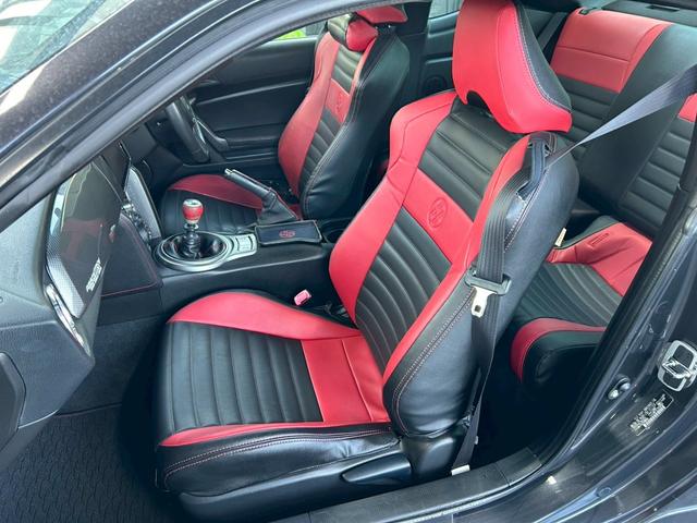 ８６ ＧＴ　６速ＭＴ　ＴＲＤフルエアロ＆マフラー　ＧＴウイング　社外エキマニ　ＢＬＩＴＺインテークパイプ　トラストオイルクーラー　クスコ車高調　ＲＭＰ１８インチＡＷ　ナビＴＶ　バックカメラ　クラッチ交換済み（38枚目）