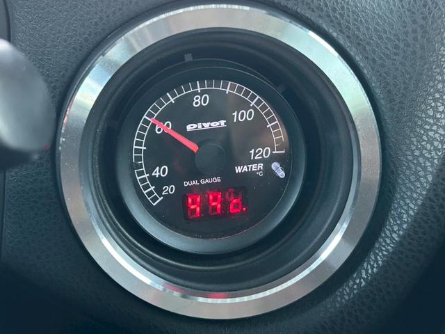 ８６ ＧＴ　６速ＭＴ　ＴＲＤフルエアロ＆マフラー　ＧＴウイング　社外エキマニ　ＢＬＩＴＺインテークパイプ　トラストオイルクーラー　クスコ車高調　ＲＭＰ１８インチＡＷ　ナビＴＶ　バックカメラ　クラッチ交換済み（54枚目）