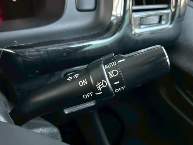 �I�[�g���C�g