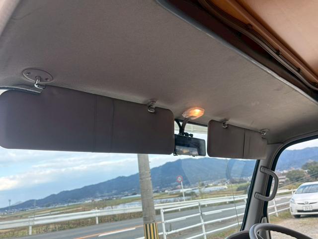 カムロード 　バンテック　ジル　家庭用エアコン　トリプルサブバッテリー　インバーター　デジタルインナーミラー　ＦＦヒーター　３ＷＡＹ冷蔵庫　電子レンジ　マルチルーム　カセットトイレ　給排水タンク　ボイラー（22枚目）