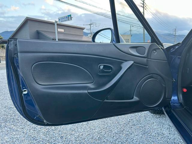 ����ȃh�A�g����