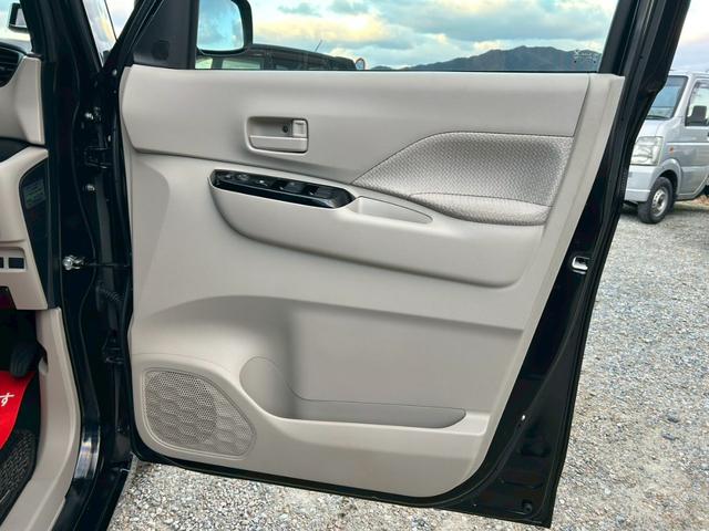 �^�]�ȃh�A�g����