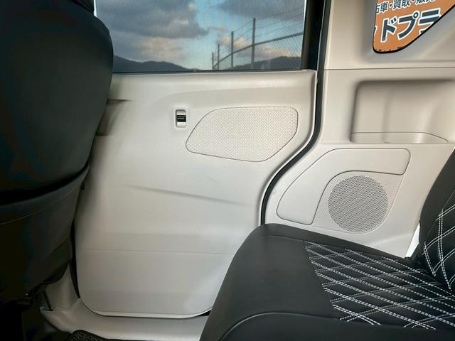 �E��ȃh�A�g����