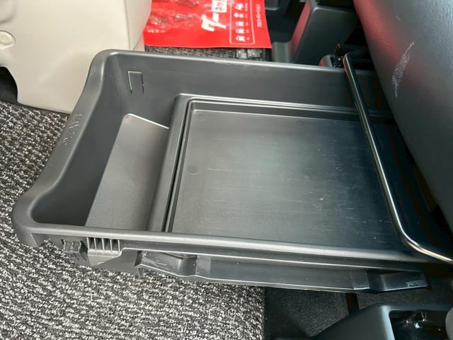 ����ȉ��O���[�u�{�b�N�X