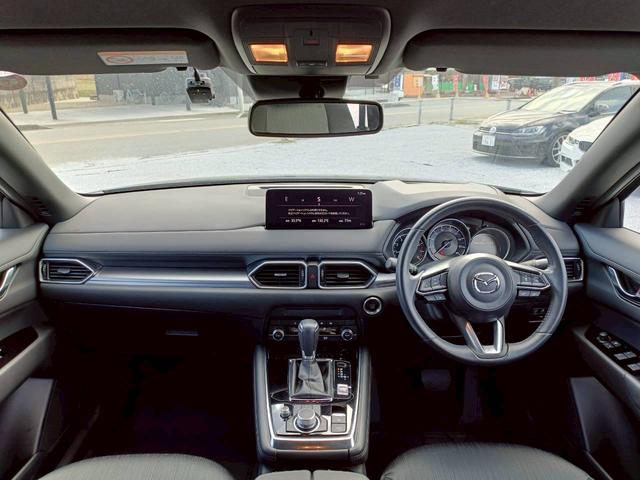 ＣＸ－８ ２５Ｓ　スマートエディション　ワンオーナー／ユーザー買取車／禁煙車／３列シート／純正ナビ／バックカメラ／スペアキー（9枚目）