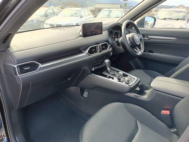 ＣＸ－８ ２５Ｓ　スマートエディション　ワンオーナー／ユーザー買取車／禁煙車／３列シート／純正ナビ／バックカメラ／スペアキー（12枚目）