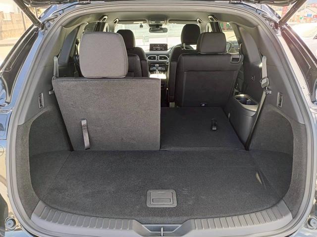 ＣＸ－８ ２５Ｓ　スマートエディション　ワンオーナー／ユーザー買取車／禁煙車／３列シート／純正ナビ／バックカメラ／スペアキー（18枚目）