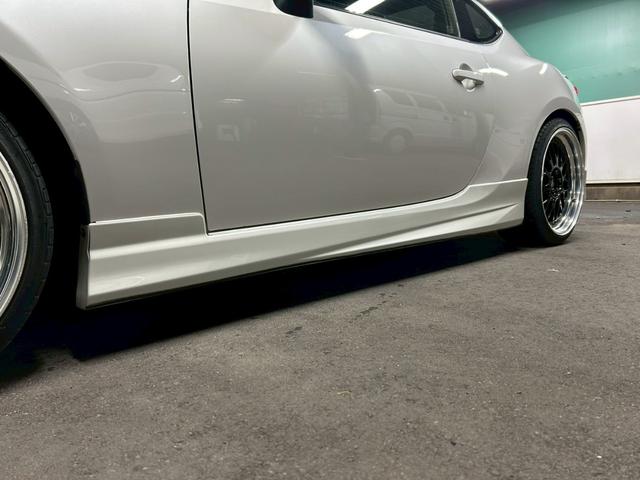 ���f���X�^�T�C�h�X�|�C���[