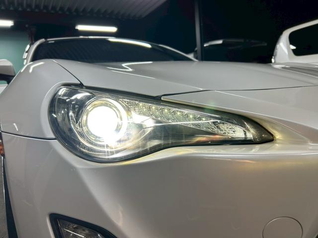 �g�h�c�w�b�h���C�g