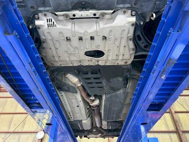 �O�ȃT�C�h���J�[�e���G�A�o�b�O