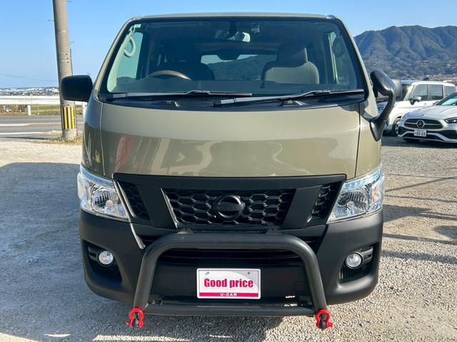 ＮＶ３５０キャラバンバン ロングプレミアムＧＸ　カーキグリーン全塗装済み　デイトナ１６インチホイール　Ｒ／Ｔタイヤ　グリルガード　ナビＴＶ　Ｂｌｕｅｔｏｏｔｈ　バックカメラ　スマートキー　ドラレコ　ＥＴＣ　タイミングチェーン駆動　４ナンバー貨物登録（9枚目）