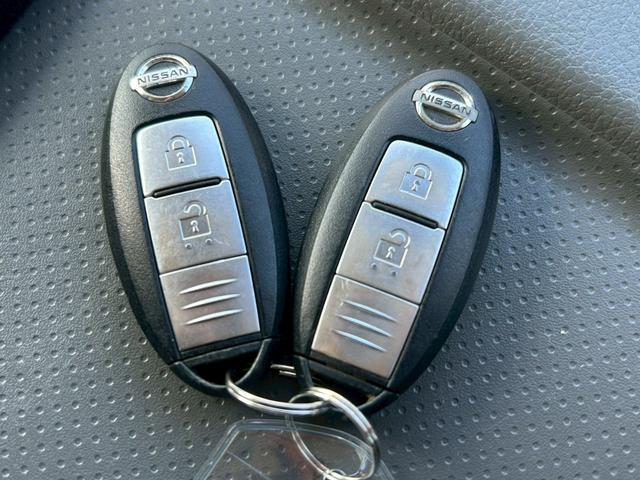 ＮＶ３５０キャラバンバン ロングプレミアムＧＸ　カーキグリーン全塗装済み　デイトナ１６インチホイール　Ｒ／Ｔタイヤ　グリルガード　ナビＴＶ　Ｂｌｕｅｔｏｏｔｈ　バックカメラ　スマートキー　ドラレコ　ＥＴＣ　タイミングチェーン駆動　４ナンバー貨物登録（34枚目）