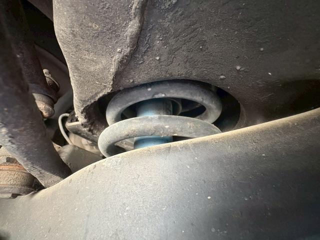 �����t�����g�T�X�A�J���o�m�����|�r�q�V���b�N�{�_�E���T�X�ł��B�Ԍ��ɒʂ�Œ�n�㍂�͕ۂ��Ă���܂����A�ʓr�ԍ�����������܂��̂Ŏd�l�ύX������]�̕��͂����k���������B