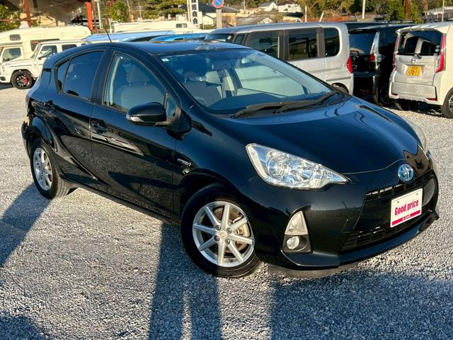 アクア Ｓ　車検整備付き　ナビ　バックカメラ　スマートキー２個　ＥＴＣ　純正１５インチアルミホイール　修復歴無し　タイミングチェーン駆動（8枚目）