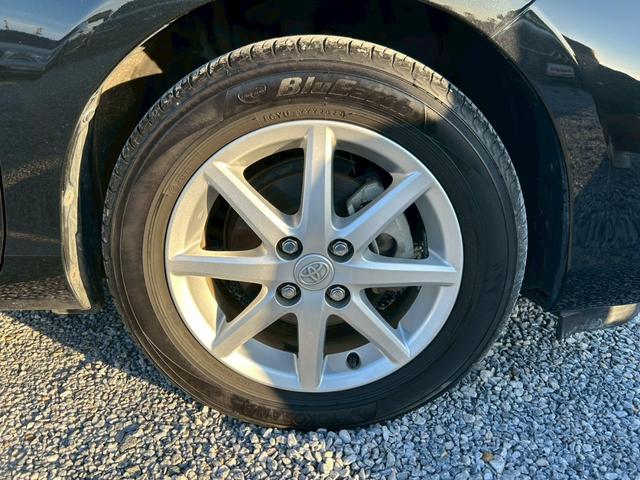 アクア Ｓ　車検整備付き　ナビ　バックカメラ　スマートキー２個　ＥＴＣ　純正１５インチアルミホイール　修復歴無し　タイミングチェーン駆動（10枚目）