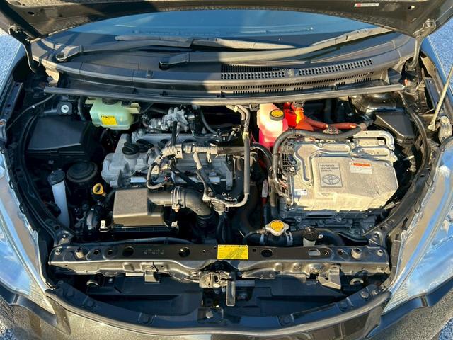 アクア Ｓ　車検整備付き　ナビ　バックカメラ　スマートキー２個　ＥＴＣ　純正１５インチアルミホイール　修復歴無し　タイミングチェーン駆動（13枚目）