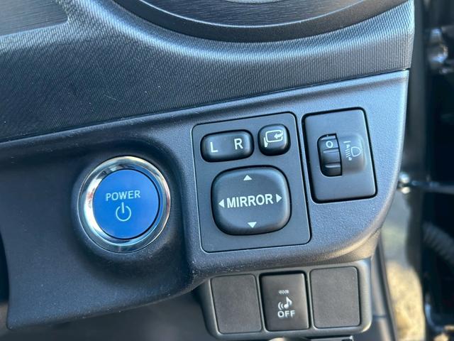 アクア Ｓ　車検整備付き　ナビ　バックカメラ　スマートキー２個　ＥＴＣ　純正１５インチアルミホイール　修復歴無し　タイミングチェーン駆動（27枚目）