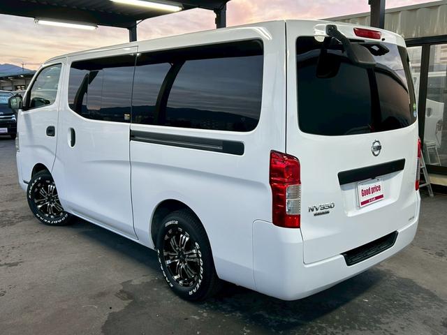 ＮＶ３５０キャラバンバン ロングＤＸ　ベッドキット　９Ｖ型ナビＴＶ　フリップダウンモニター　Ｂｌｕ－ｒａｙ再生　Ｂｌｕｅｔｏｏｔｈ　バックカメラ　前後ドラレコ　１６インチＡＷ　ＮＡＳＣＡＲタイヤ　タイミングチェーン　４ナンバー貨物登録（4枚目）