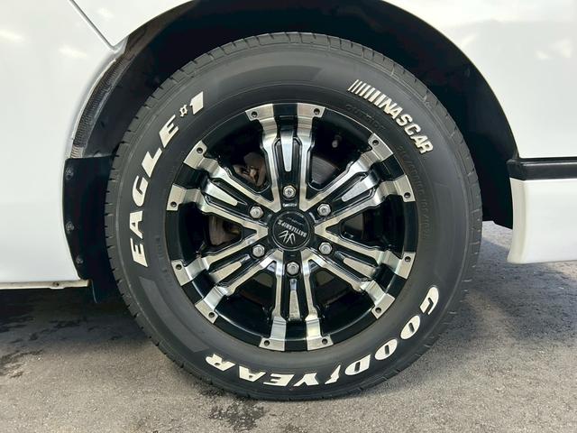 ＮＶ３５０キャラバンバン ロングＤＸ　ベッドキット　９Ｖ型ナビＴＶ　フリップダウンモニター　Ｂｌｕ－ｒａｙ再生　Ｂｌｕｅｔｏｏｔｈ　バックカメラ　前後ドラレコ　１６インチＡＷ　ＮＡＳＣＡＲタイヤ　タイミングチェーン　４ナンバー貨物登録（12枚目）